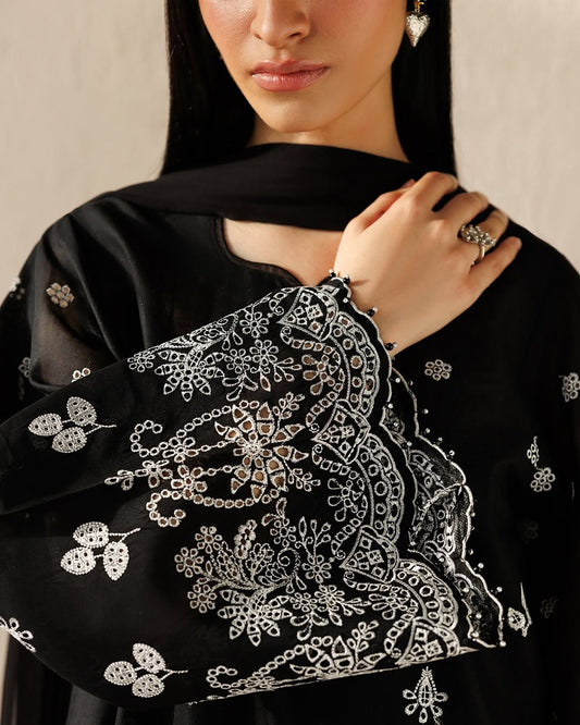 NOIR – 3PC EMBROIDERED COTTON SUIT