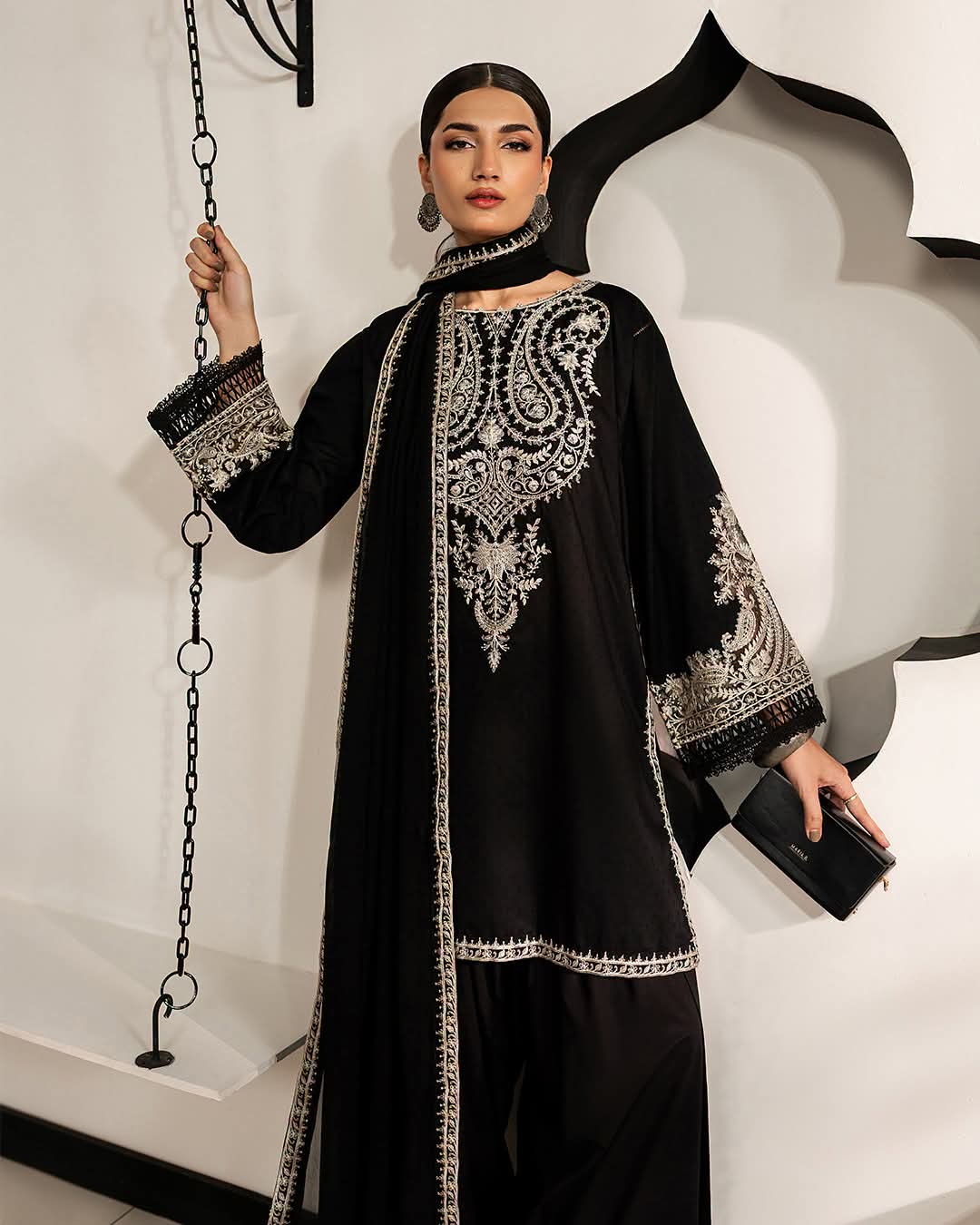 BLACK AIZA – 3PC EMBROIDERED
